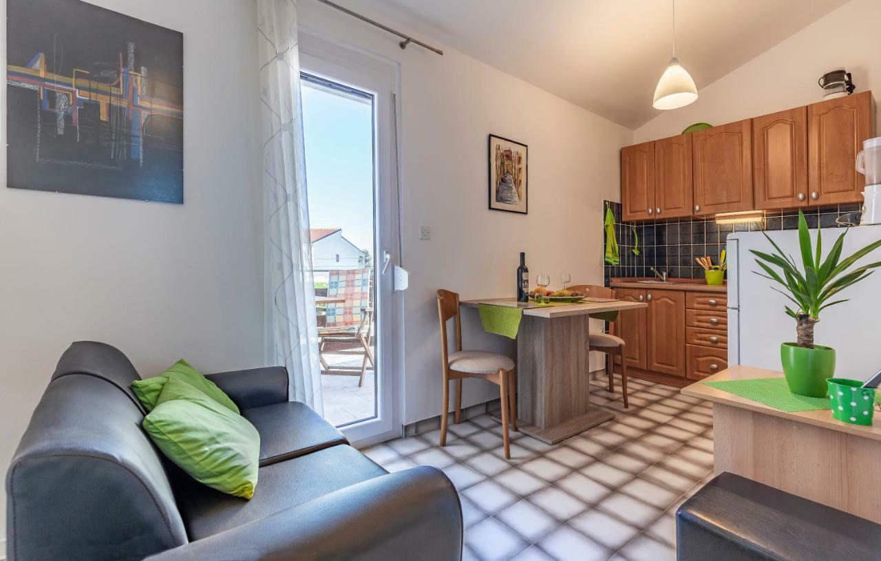 Apartment Denis Medulin Eksteriør billede
